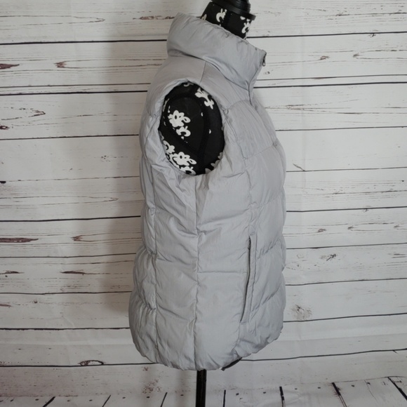Eddie Bauer goose down vest size Small - Picture 4 of 8